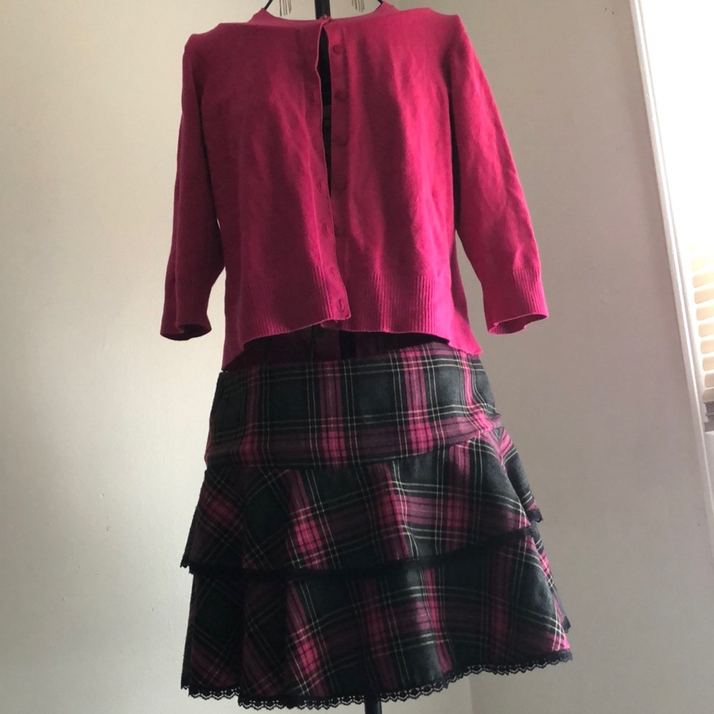 ๐โผ๏ธ๐ค๐ฝ4/$30 deal! Pink Button-up Cardigan - Picture 2 of 5